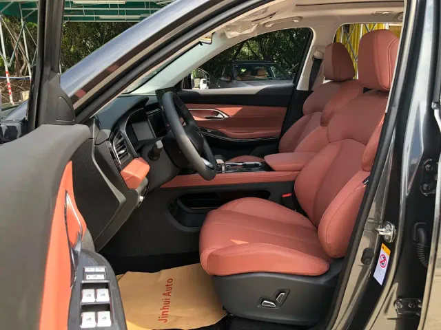 Changan CS75 — Фото автомобиля 3