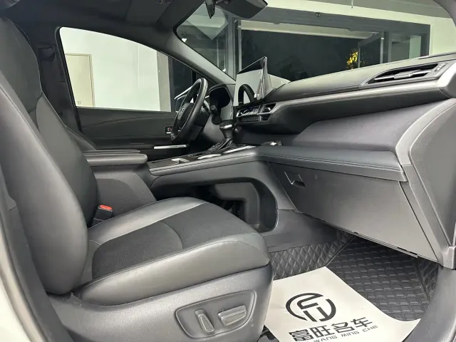 Toyota Granvia — Фото автомобиля 19