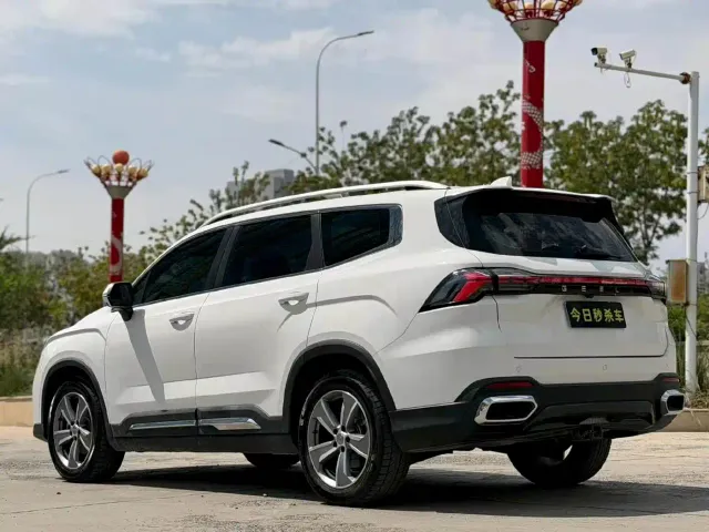 Geely Haoyue L — Фото автомобиля 9