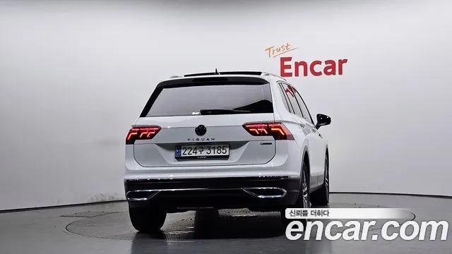 Volkswagen Tiguan Tiguan 2 поколение 2.0 TDI 4Motion Prestige — Фото автомобиля 4