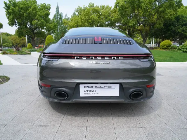 Porsche 911 — Фото автомобиля 15