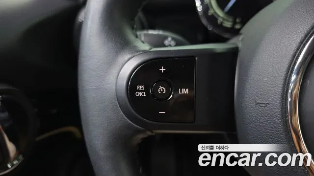 MINI Cooper — Фото автомобиля 30
