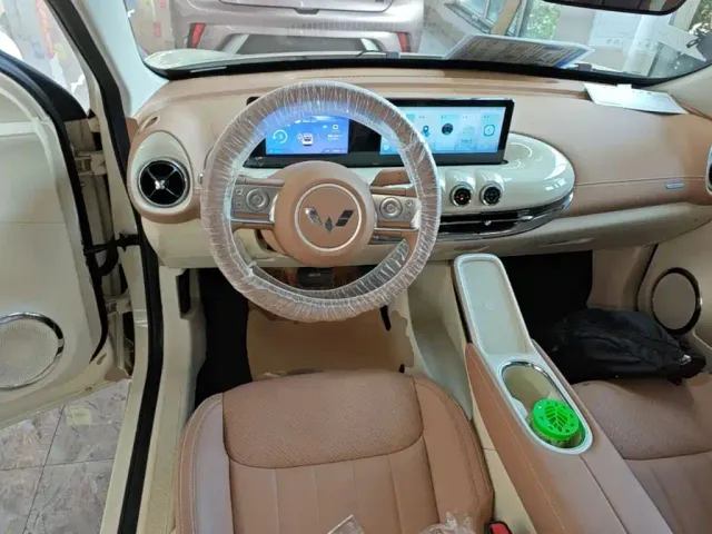 Wuling Bingo — Фото автомобиля 10