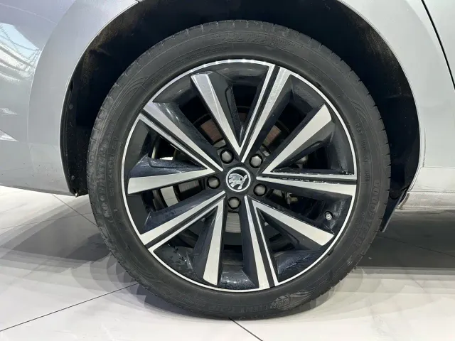 Skoda Superb — Фото автомобиля 20