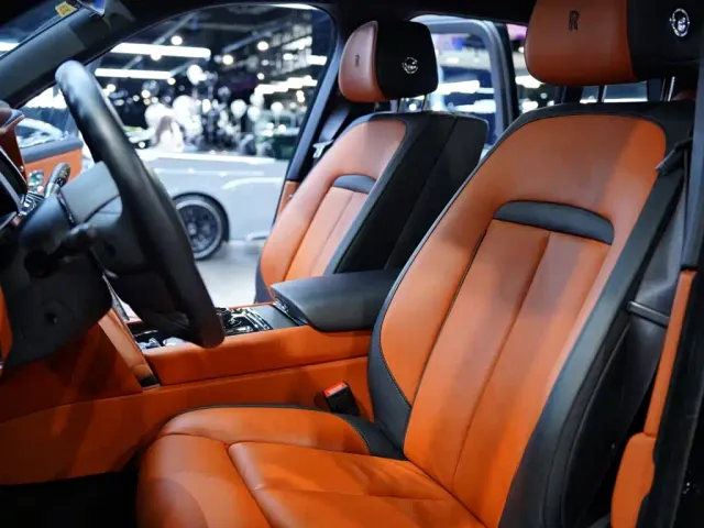 Rolls-Royce Cullinan — Фото автомобиля 27