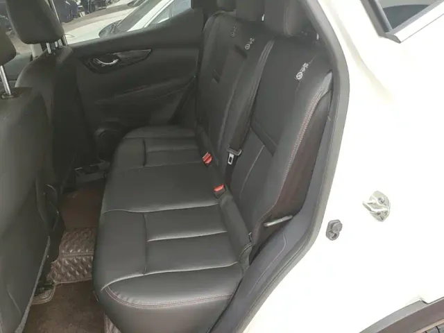 Nissan Qashqai — Фото автомобиля 16