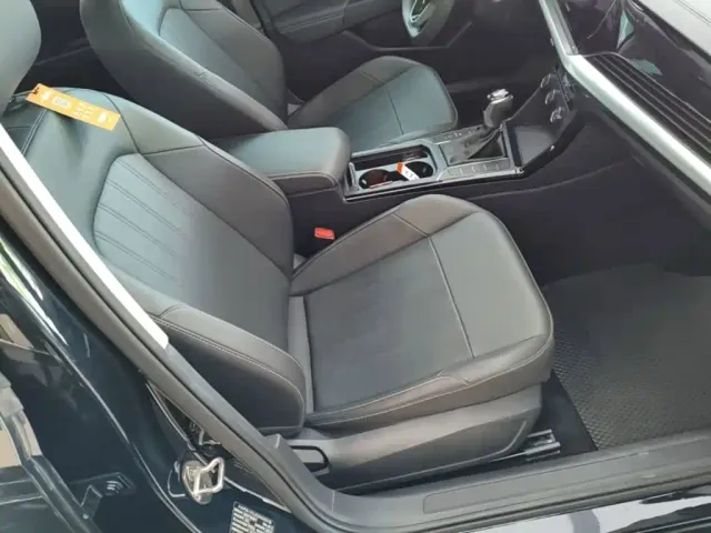 Volkswagen Passat — Фото автомобиля 24
