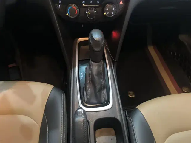 Chevrolet Monza — Фото автомобиля 13