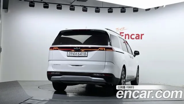 Kia Canival Carnival 4 поколение Дизель 9 мест Prestige — Фото автомобиля 4