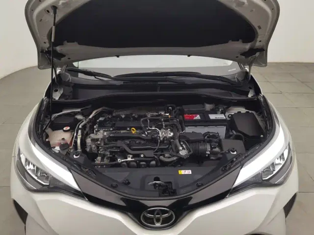 Toyota C-HR — Фото автомобиля 6