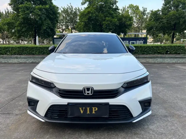 Honda Civic — Фото автомобиля 2