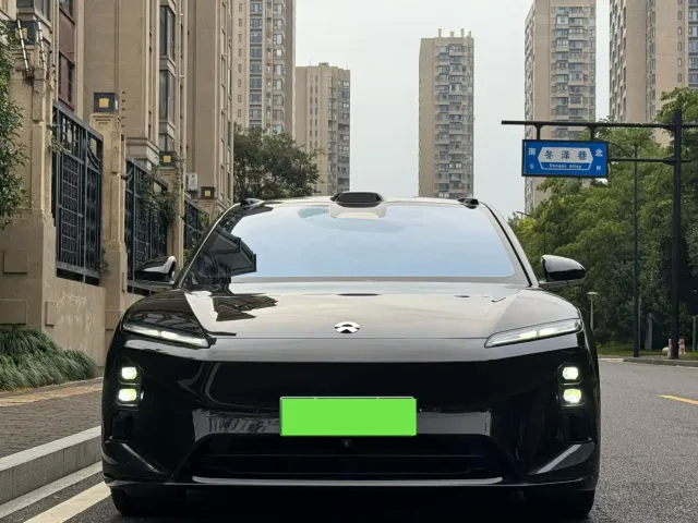 Nio ET5 Touring — Фото автомобиля 2