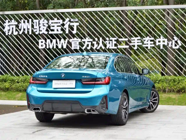 BMW 3 Series — Фото автомобиля 3