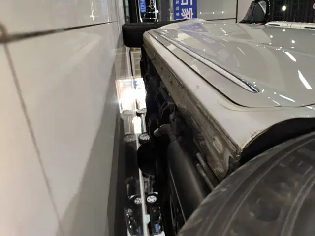Roewe iMAX8 — Фото автомобиля 21