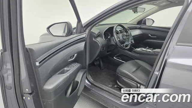 Hyundai Tucson NX4 — Фото автомобиля 10