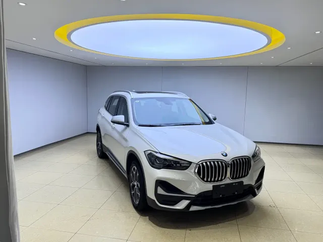 BMW X1 — Фото автомобиля 3