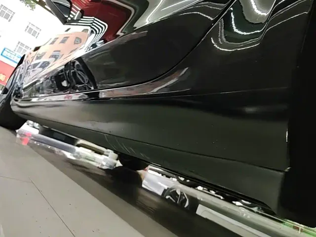 Tesla Model 3 — Фото автомобиля 21