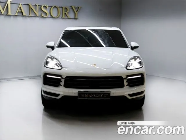 Porsche Cayenne — Фото автомобиля 3