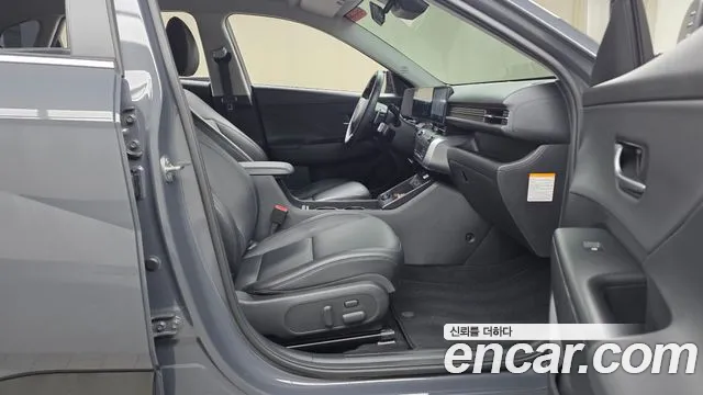 Hyundai Kona SX2 — Фото автомобиля 25