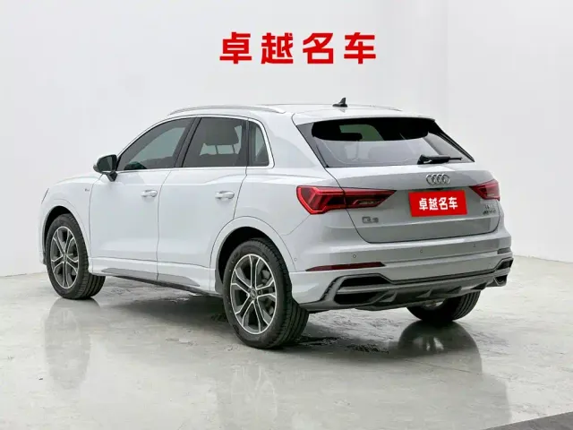 Audi Q3 — Фото автомобиля 6