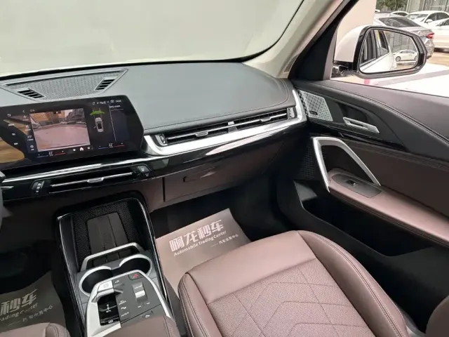 BMW X1 — Фото автомобиля 7