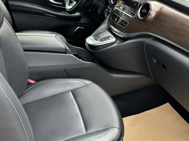 Mercedes-Benz V-Class — Фото автомобиля 5