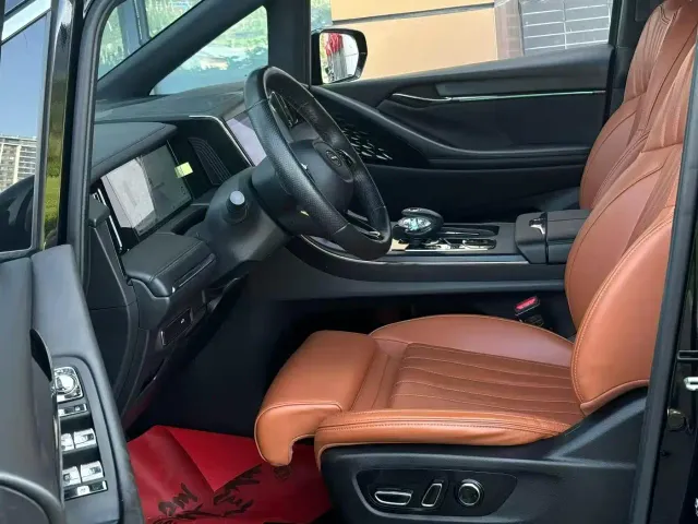 GAC Trumpchi M8 — Фото автомобиля 4