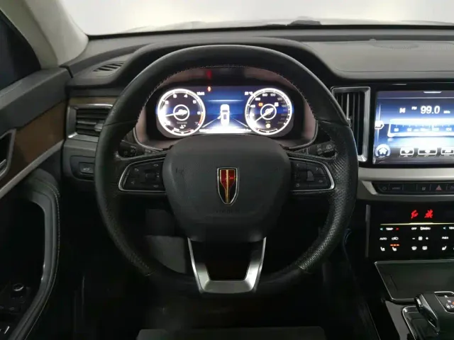 Hongqi HS7 — Фото автомобиля 11