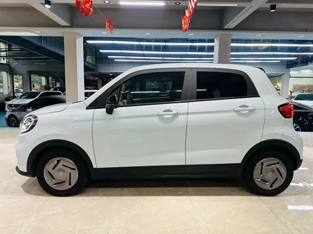 Leapmotor T03 — Фото автомобиля 16