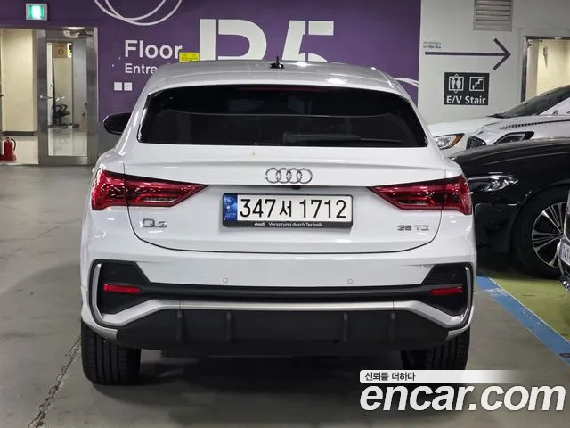 Audi Q3 35 TDI Premium Sportback — Фото автомобиля 4