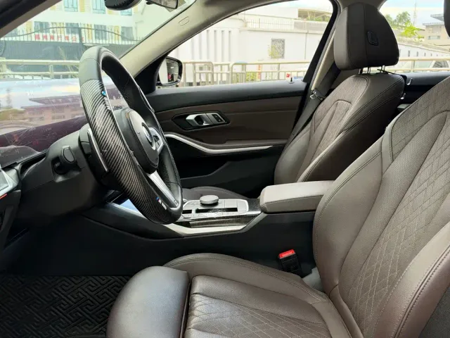 BMW 3 Series — Фото автомобиля 6