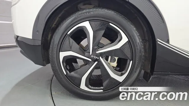 Kia EV6 — Фото автомобиля 4