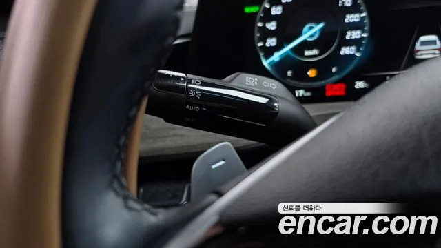 Kia K8 K8 Hybrid — Фото автомобиля 30