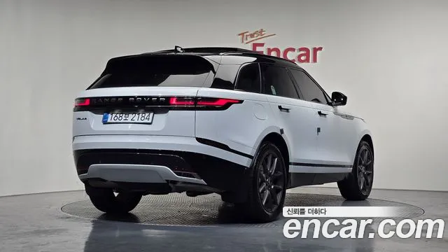 Land Rover Range Rover Velar Range Rover Velar 3.0 P400 Dynamic HSE — Фото автомобиля 2