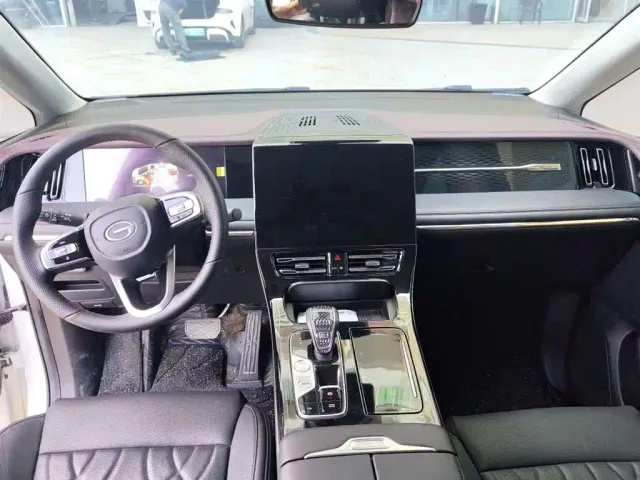 GAC Trumpchi M8 — Фото автомобиля 6