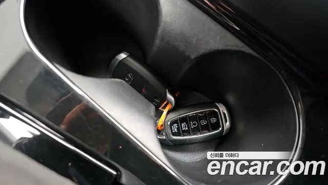 Hyundai AVANTE — Фото автомобиля 30