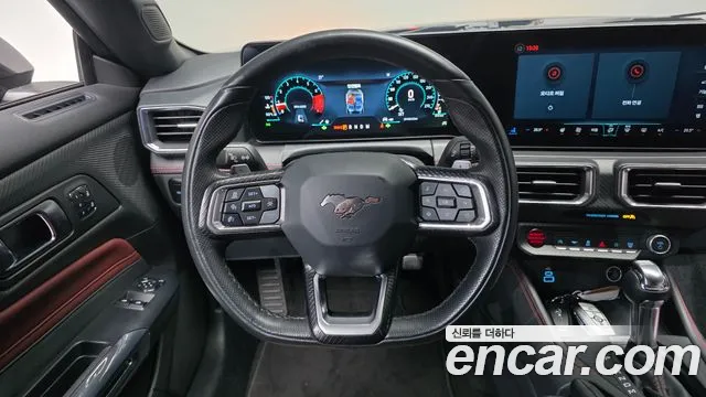 Ford Mustang — Фото автомобиля 13