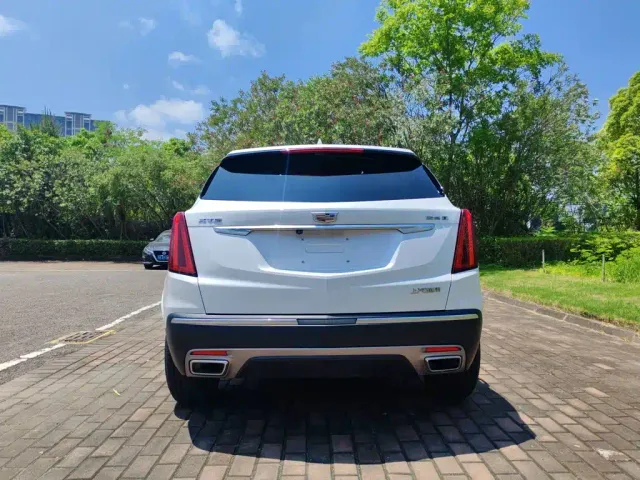 Cadillac XT5 — Фото автомобиля 24