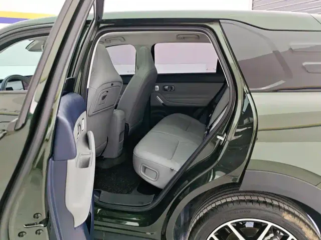 Leapmotor A10 — Фото автомобиля 11