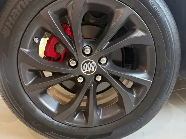 Buick Verano — Фото автомобиля 10