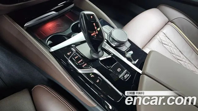 BMW 5-Series 5 серия (G30) 530i xDrive M Sport — Фото автомобиля 9