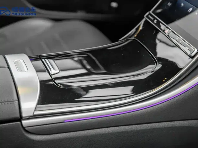 Mercedes-Benz C-Class — Фото автомобиля 19