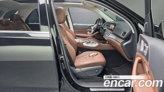 Mercedes-Benz GLE-Class — Фото автомобиля 23