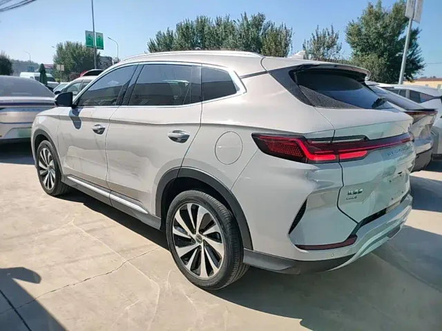 BYD Song PLUS — Фото автомобиля 22