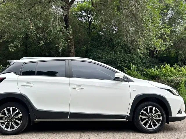 Toyota YARiS L Zhi Xuan — Фото автомобиля 4