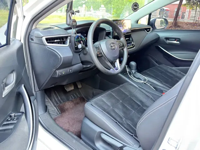 Toyota Corolla — Фото автомобиля 3
