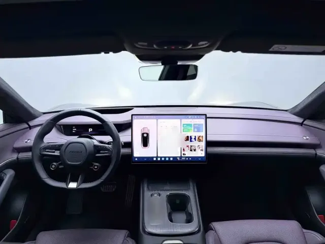 Xiaomi SU7 — Фото автомобиля 9