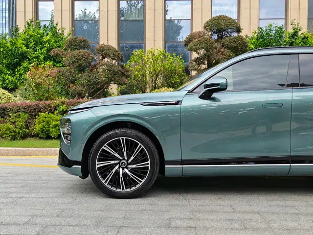Xpeng G9 — Фото автомобиля 6