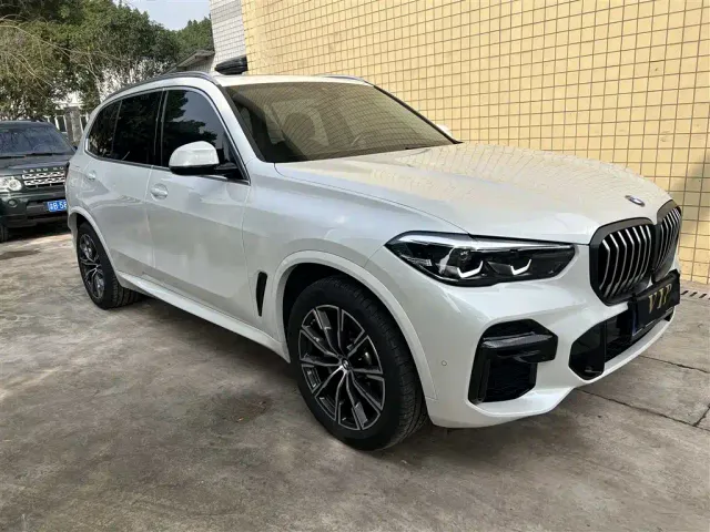 BMW X5 — Фото автомобиля 2