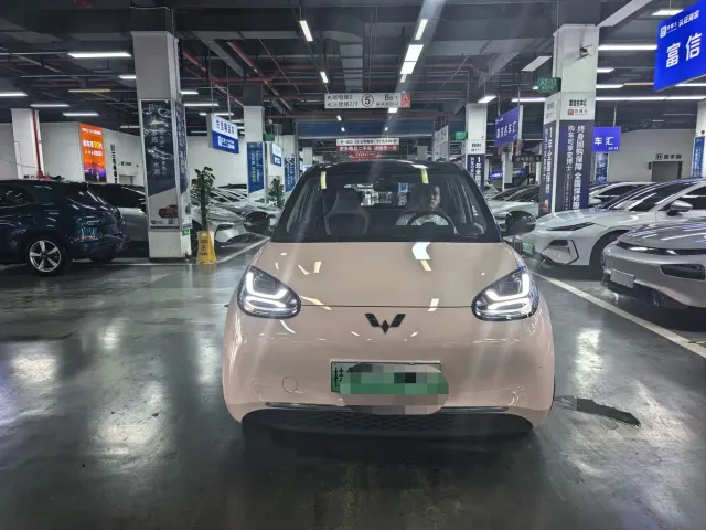 Wuling Bingo — Фото автомобиля 2